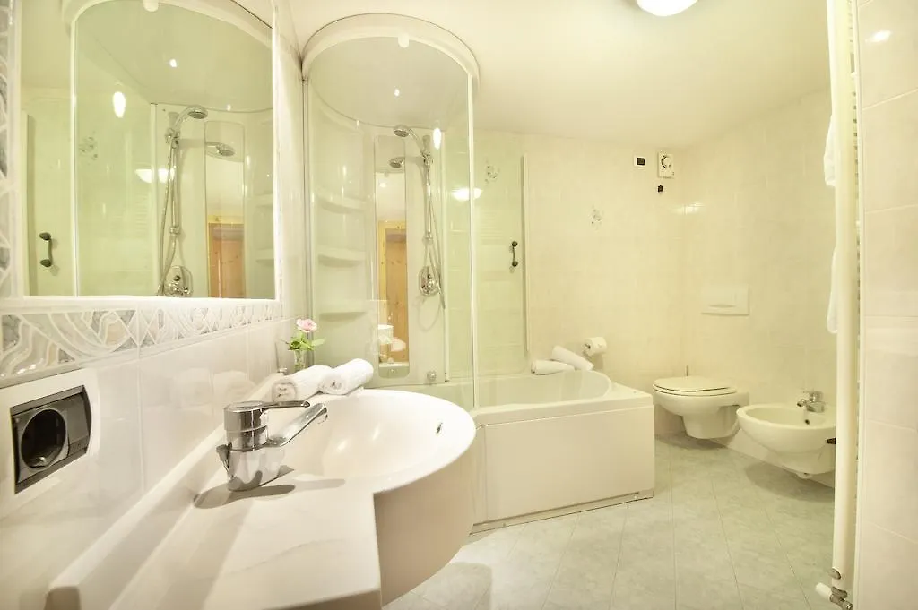 Appartamenti Duc De Rohan Livigno Apartment