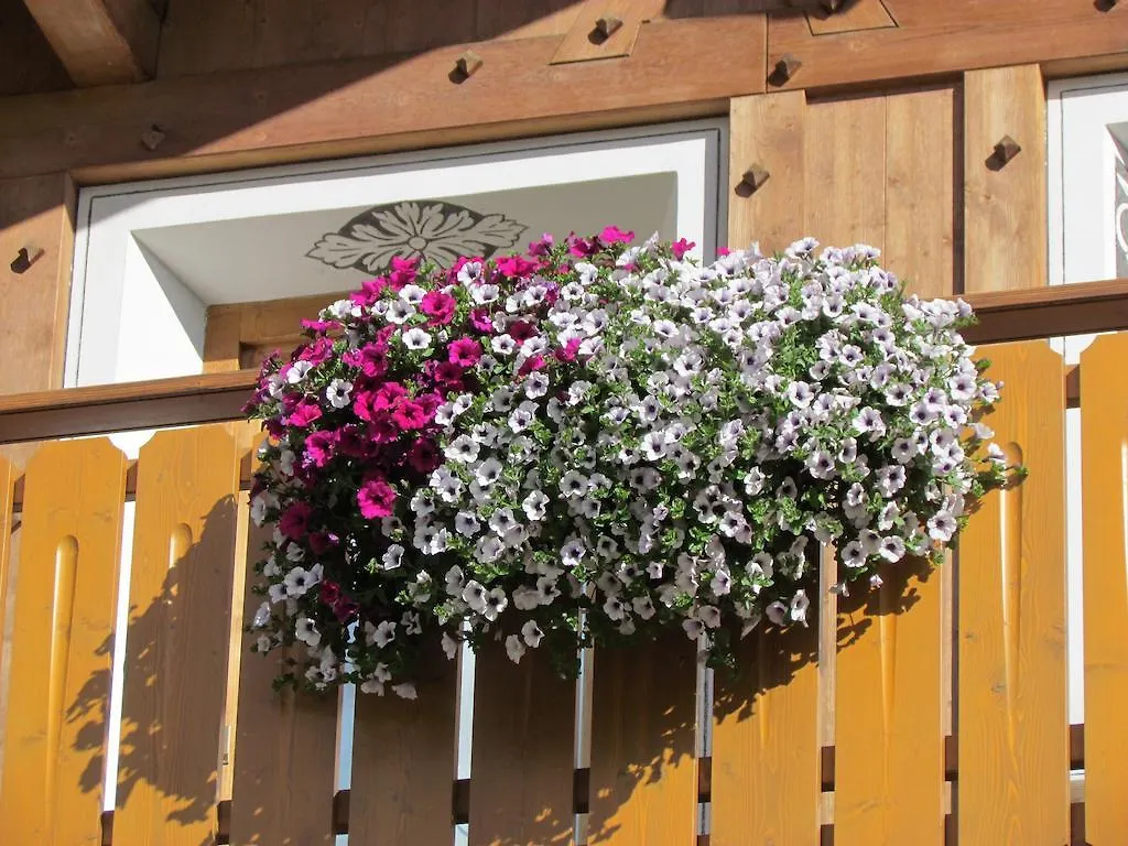 Apartment Appartamenti Duc De Rohan Livigno Italy